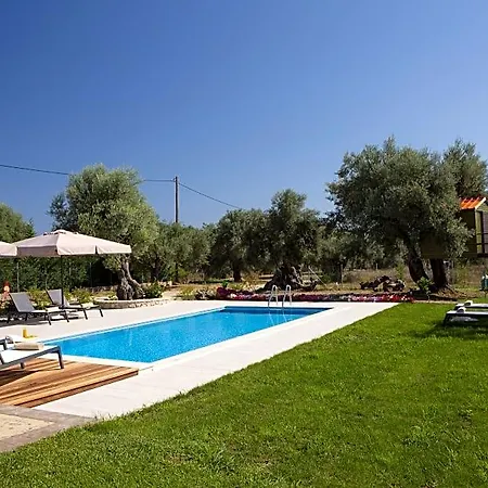 Elionas Hotel *